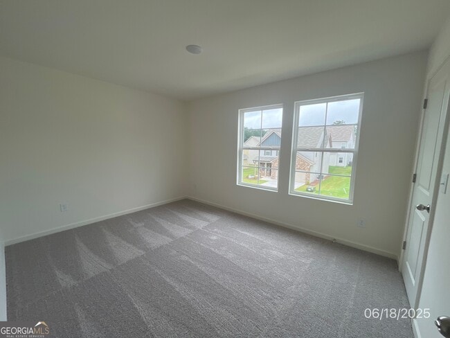 Building Photo - 105 Douglas Fir Dr