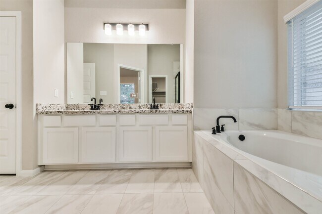 Building Photo - 12079 Noble Heart Dr