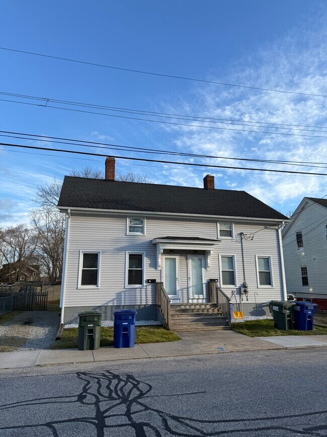 Building Photo - 10 Wilford Ct