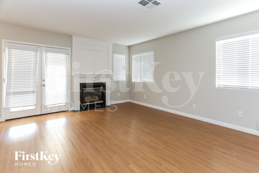 Building Photo - 6700 Rio Sands Ct