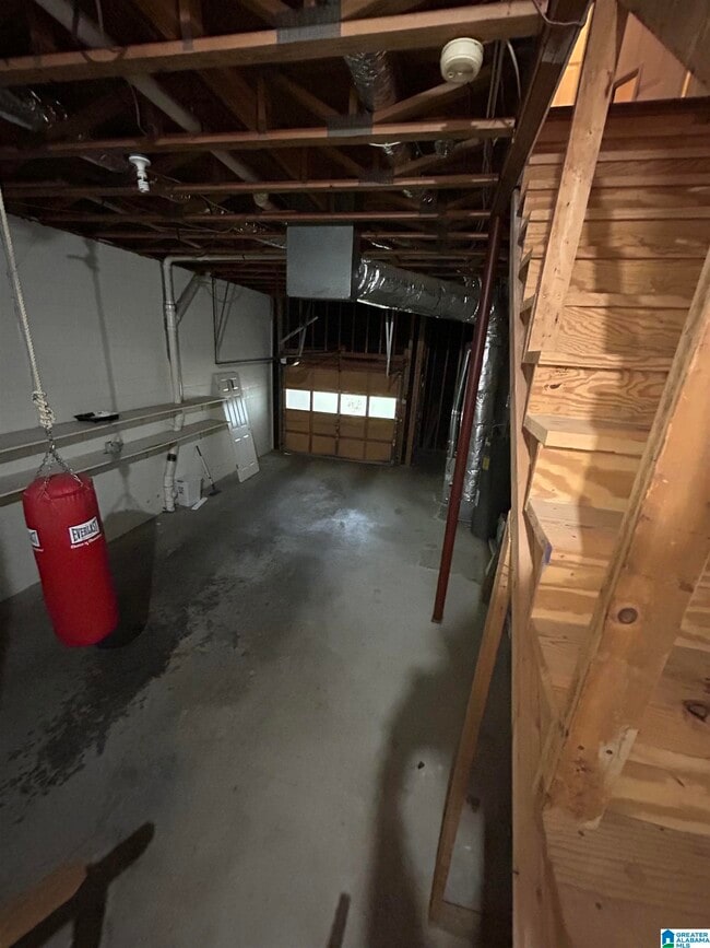 Building Photo - 1699 Ashwood Ln
