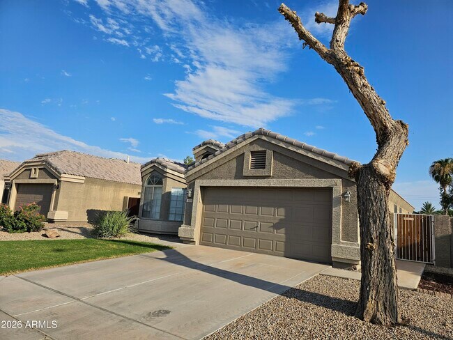 Building Photo - 1605 W Geronimo St