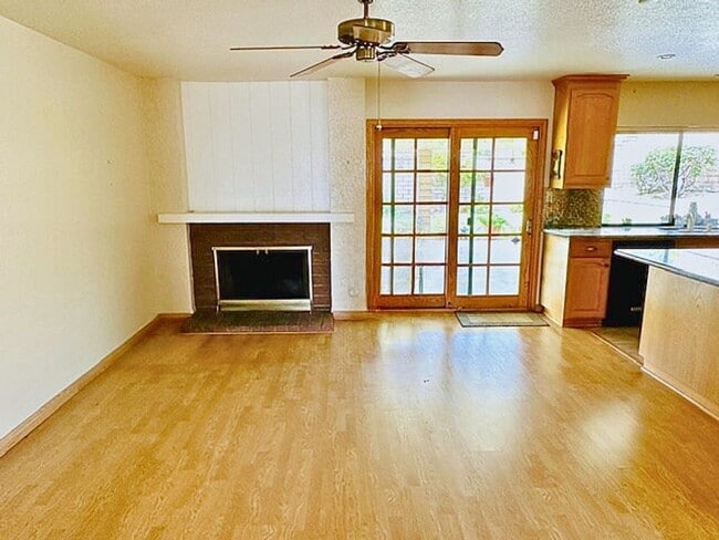 Building Photo - 4 Bedroom home located in Alta Loma