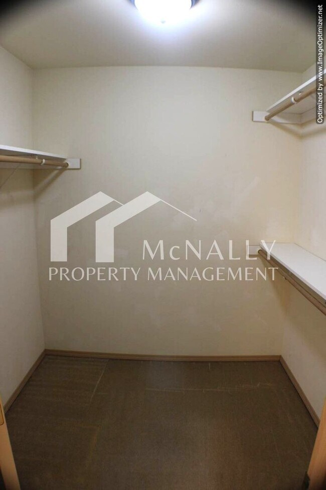 Building Photo - 3 Bedroom Fox Island Home