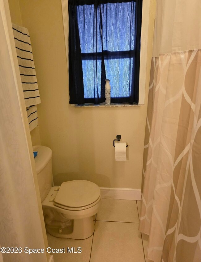 Building Photo - 6468 Hudson Rd