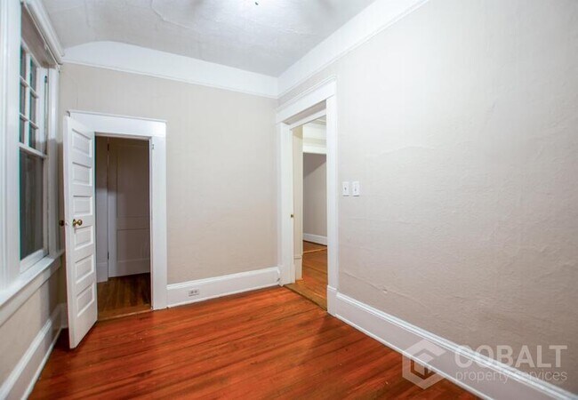 Building Photo - 1326 North Avenue NE