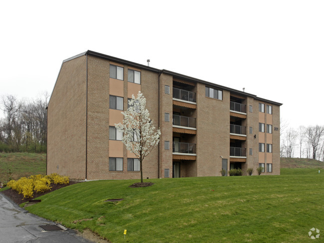 Building Photo - Keystone Courts