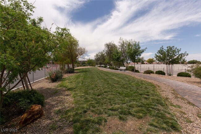 Building Photo - 4536 Lafontaine Ct