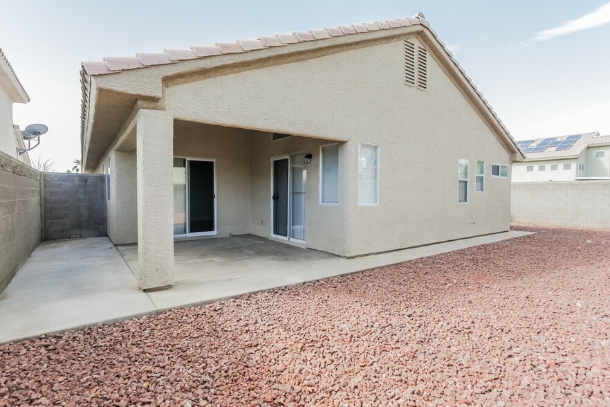 Building Photo - 6716 Snake River Ave