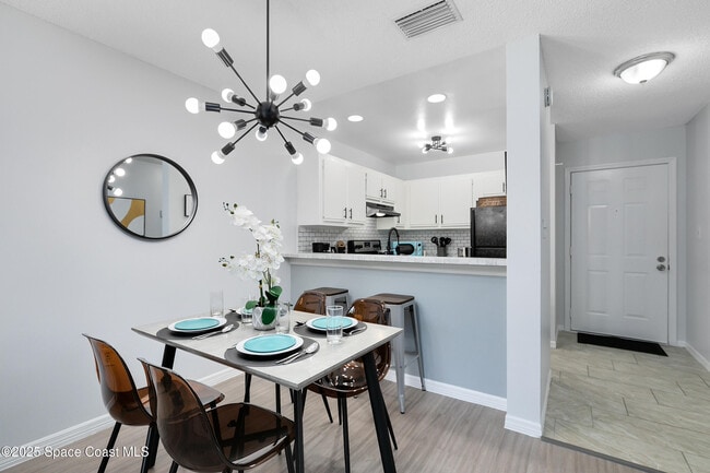 Building Photo - 3165 South St