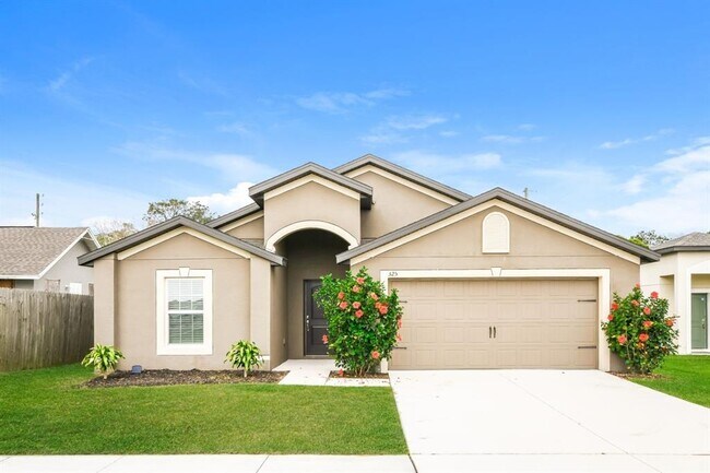 Primary Photo - 325 Kensington View Dr