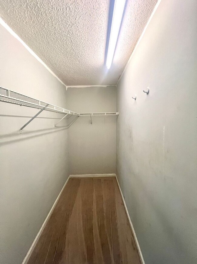 Building Photo - 1BR Central College Rd across from UNCW. C...