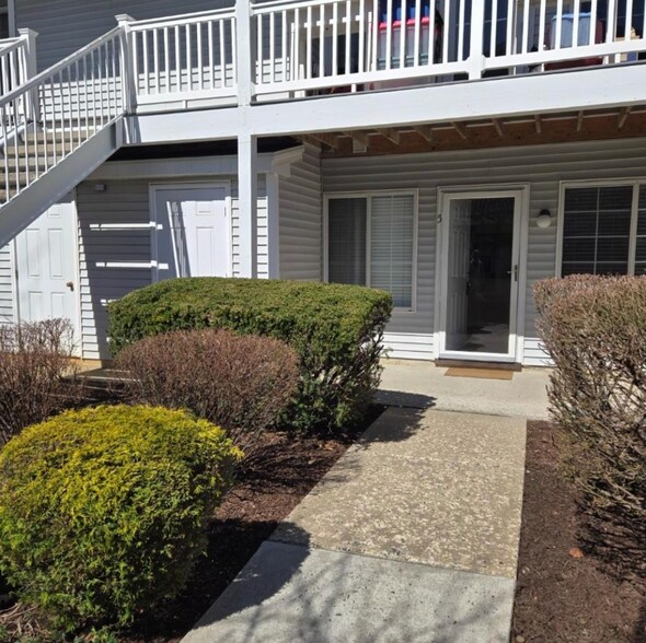 Building Photo - 5 Mountain Ct