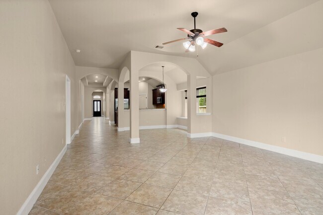 Building Photo - 110 Logan Pass Ct