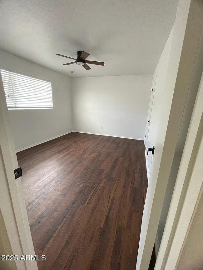 Building Photo - 4023 E Heatherbrae Dr