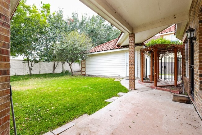 Building Photo - 48 Pebble Beach Ct