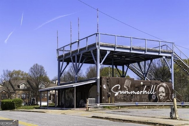 Building Photo - 78 Crumley St SE