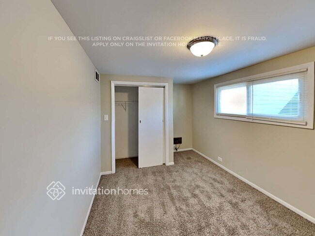 Building Photo - 1816 N 38th Ave