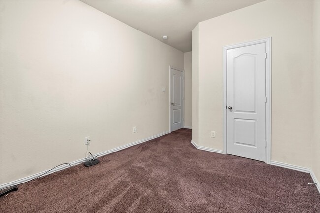 Building Photo - 12725 Pirate Bend Dr