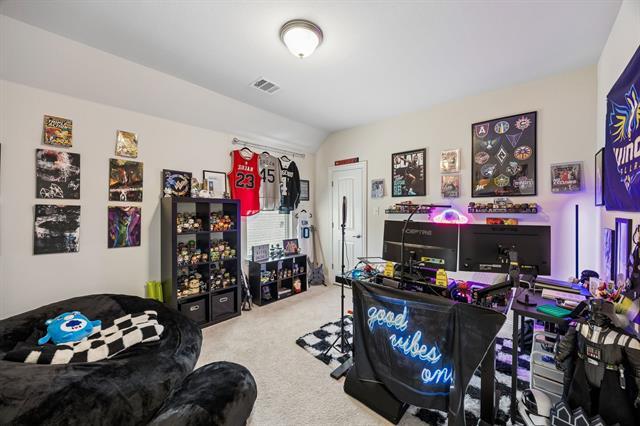 Building Photo - 604 Shoreline Ridge Dr