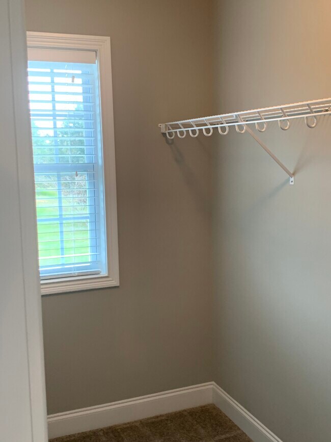 Building Photo - 3414 Pond Run Way