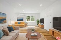 Building Photo - 6640 Woodman Ave