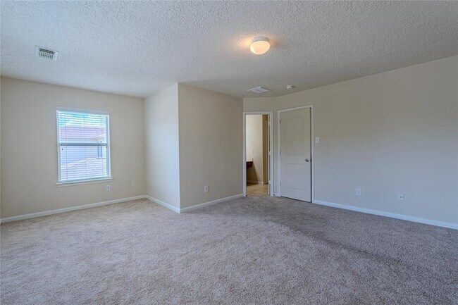 Building Photo - 11310 Sugar Bowl Dr