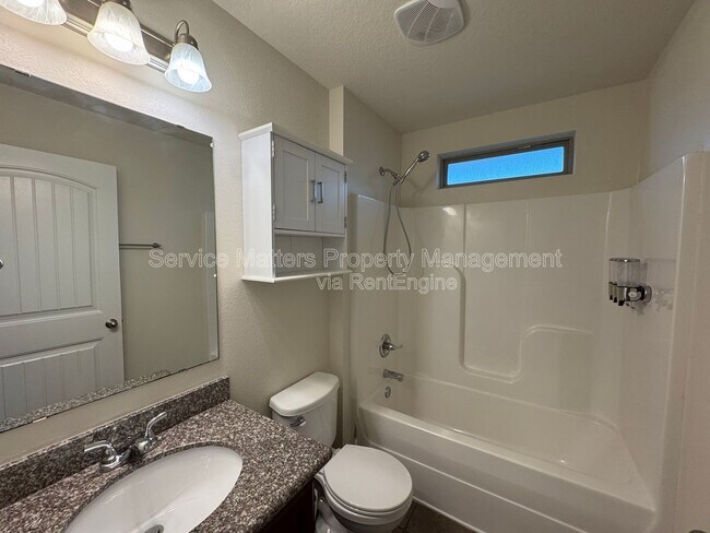 Building Photo - 5529 Cane Syrup Cir