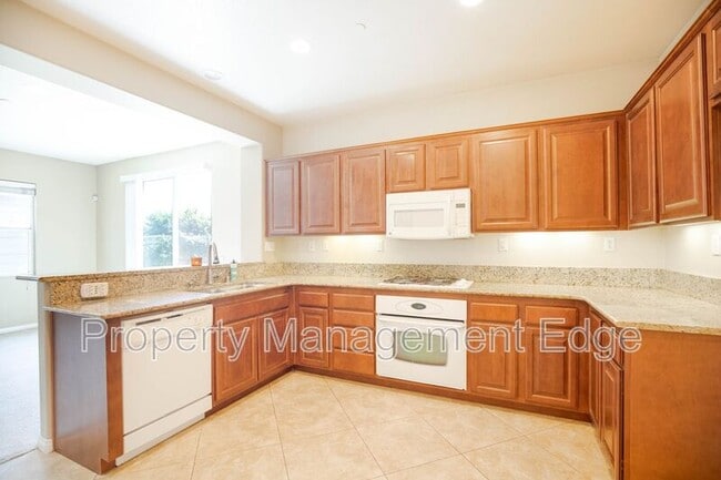 Building Photo - 1906 Flint Ct