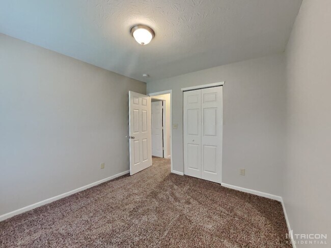 Building Photo - 1267 Niagara Ln