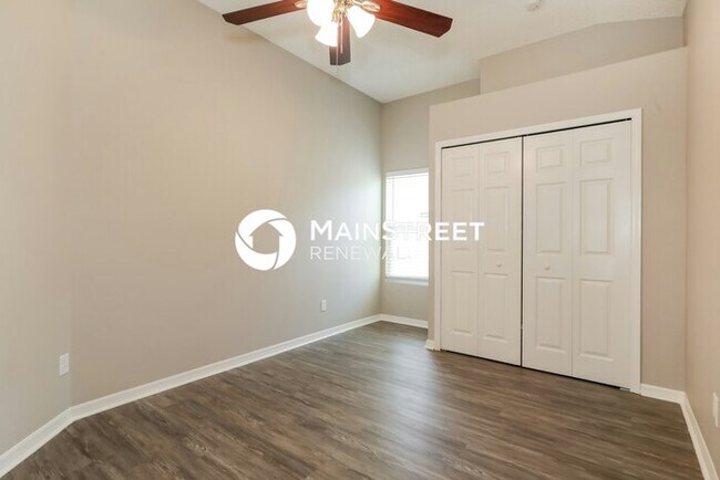 Building Photo - 3 Bedroom Pet-Friendly Home in Jacksonvill...