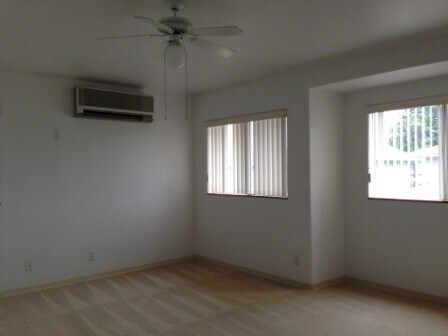 Building Photo - RENOVATED WESTLOCH FAIRWAYS HOME W/2 CAR ENCLOSED GARAGE