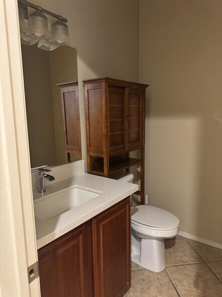 Building Photo - 10511 W Villa Hermosa