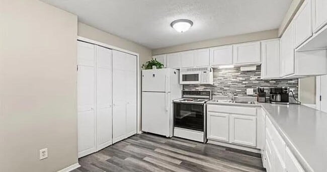 Building Photo - 1229 Trick Ave