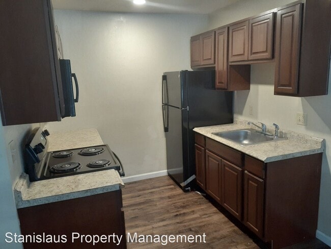 Building Photo - 150 E Orangeburg Ave