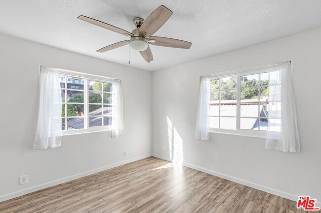 Building Photo - 4537 College View Ave