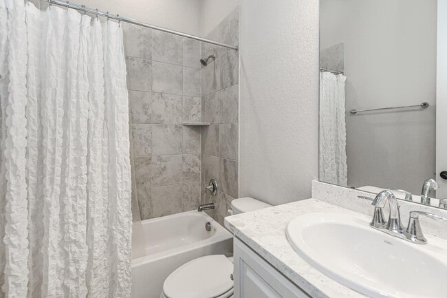 Building Photo - 6110 Meadow Bluff Ct