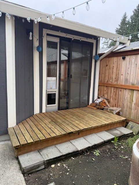 Building Photo - 570 Malibu Dr SE