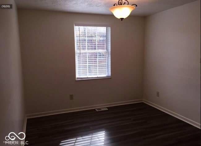 Building Photo - 7717 Cambridge Dr