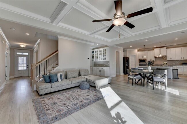 Building Photo - 1561 Branthaven Ln