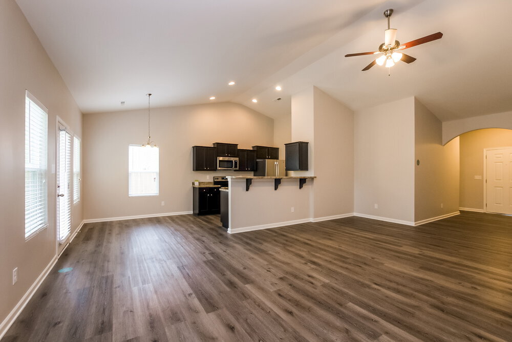 Building Photo - 1230 Doby Springs Dr