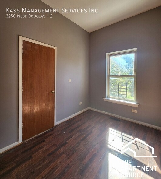 Building Photo - 3248 W Douglas Blvd