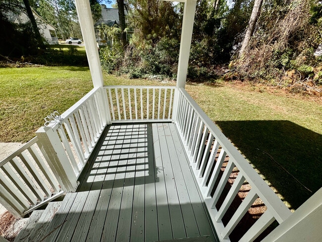 Building Photo - 802 N Taylor Ct