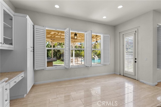 Building Photo - 4132 Prado De Las Cabras