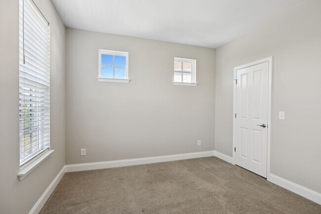 Building Photo - **UPGRADED 2022-BUILT HOME IN DESIRABLE NE...