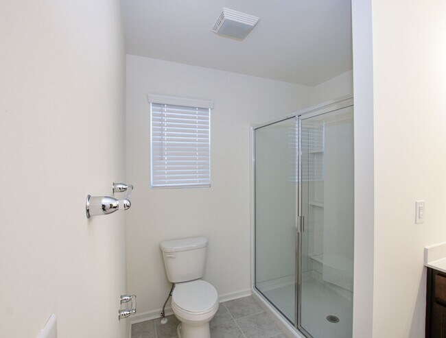 Building Photo - BEAUTIFUL 3BD/2.5BTH Townhome - Belmont - JULY MOVE IN