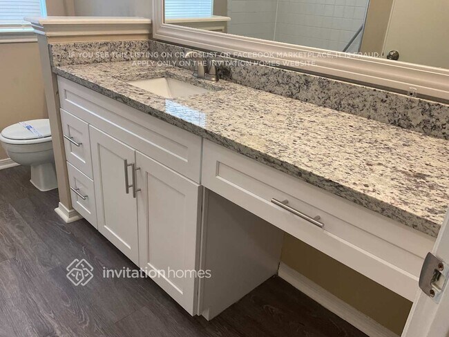 Building Photo - 16711 Shrub Oak Dr