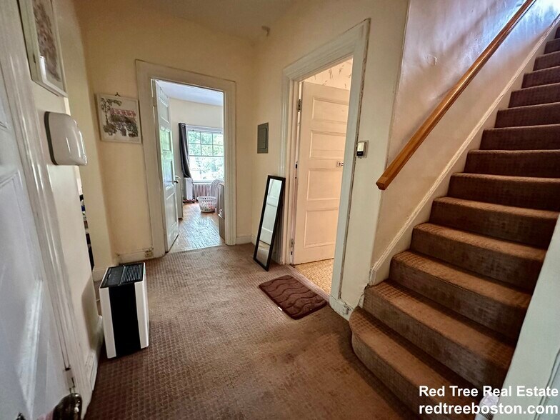 Building Photo - 132 Kilsyth Rd