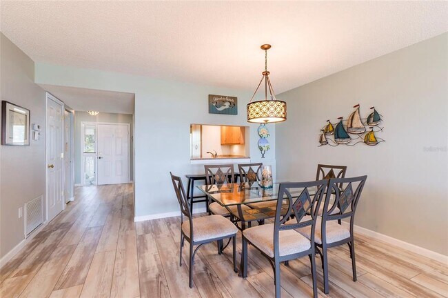 Building Photo - 1343 Perico Point Cir