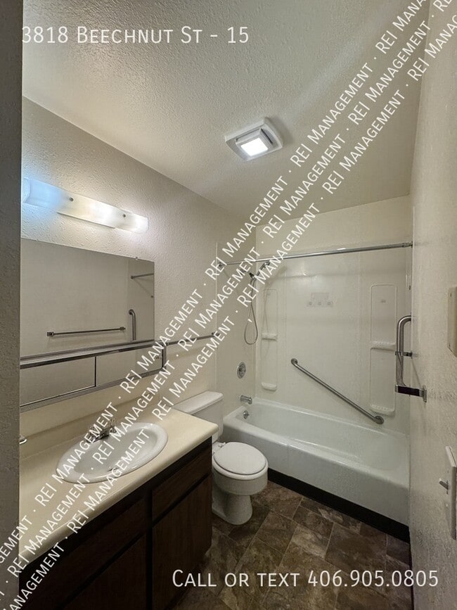 Building Photo - 3818 Beechnut St